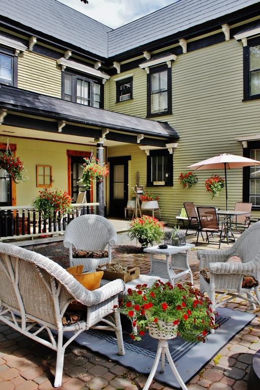 Bennett House B&B Удсток Екстериор снимка