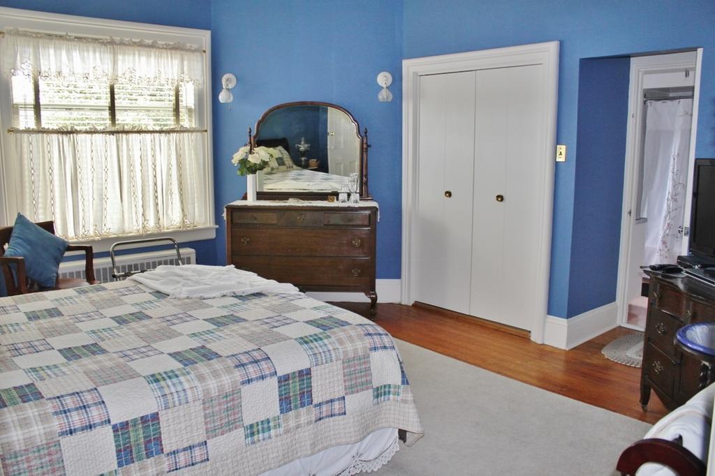 Bennett House B&B Удсток Стая снимка