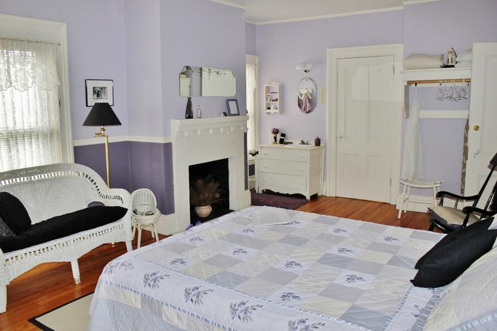 Bennett House B&B Удсток Екстериор снимка
