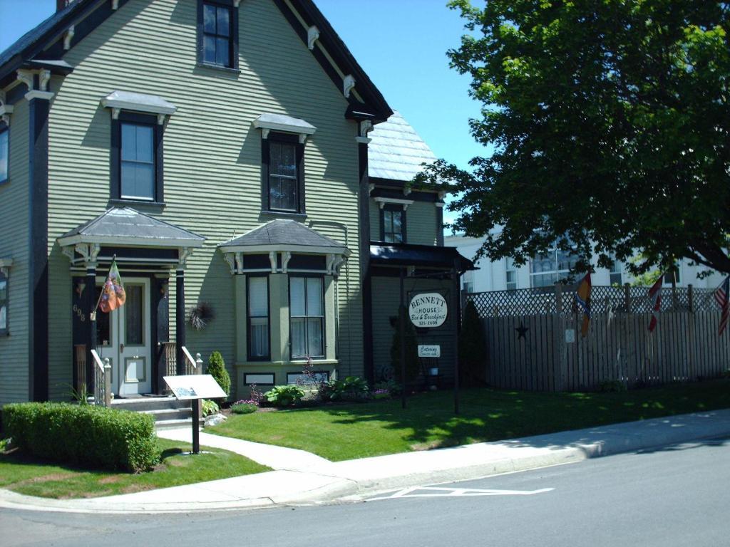 Bennett House B&B Удсток Екстериор снимка
