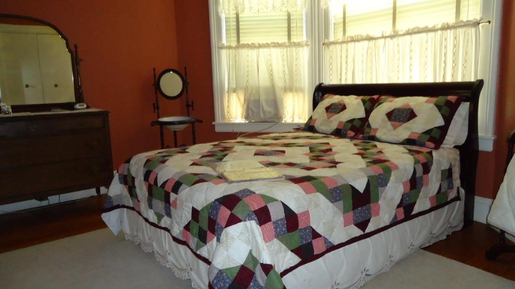Bennett House B&B Удсток Стая снимка